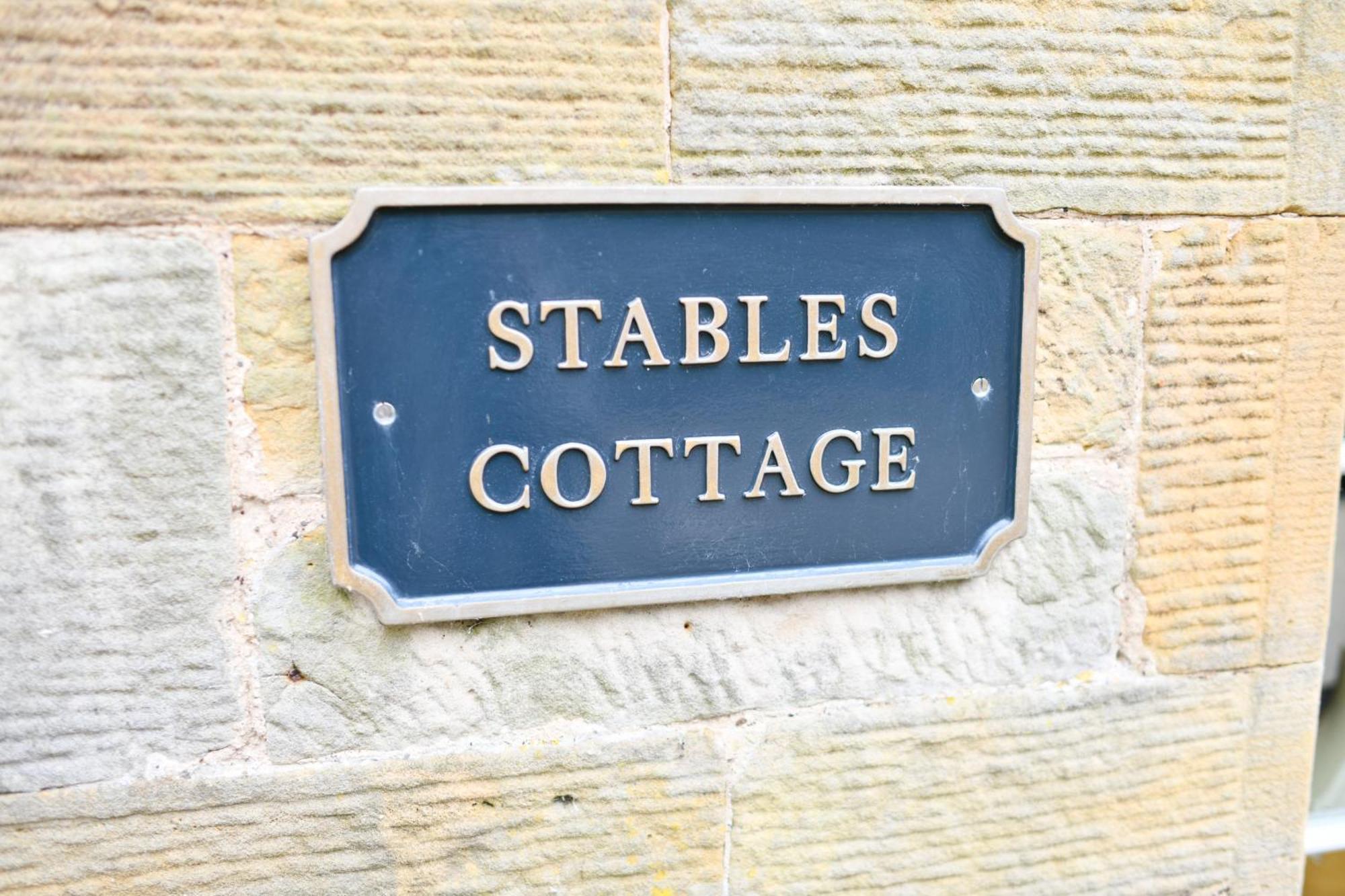 Cloncaird Castle Estate Cottages Maybole Extérieur photo