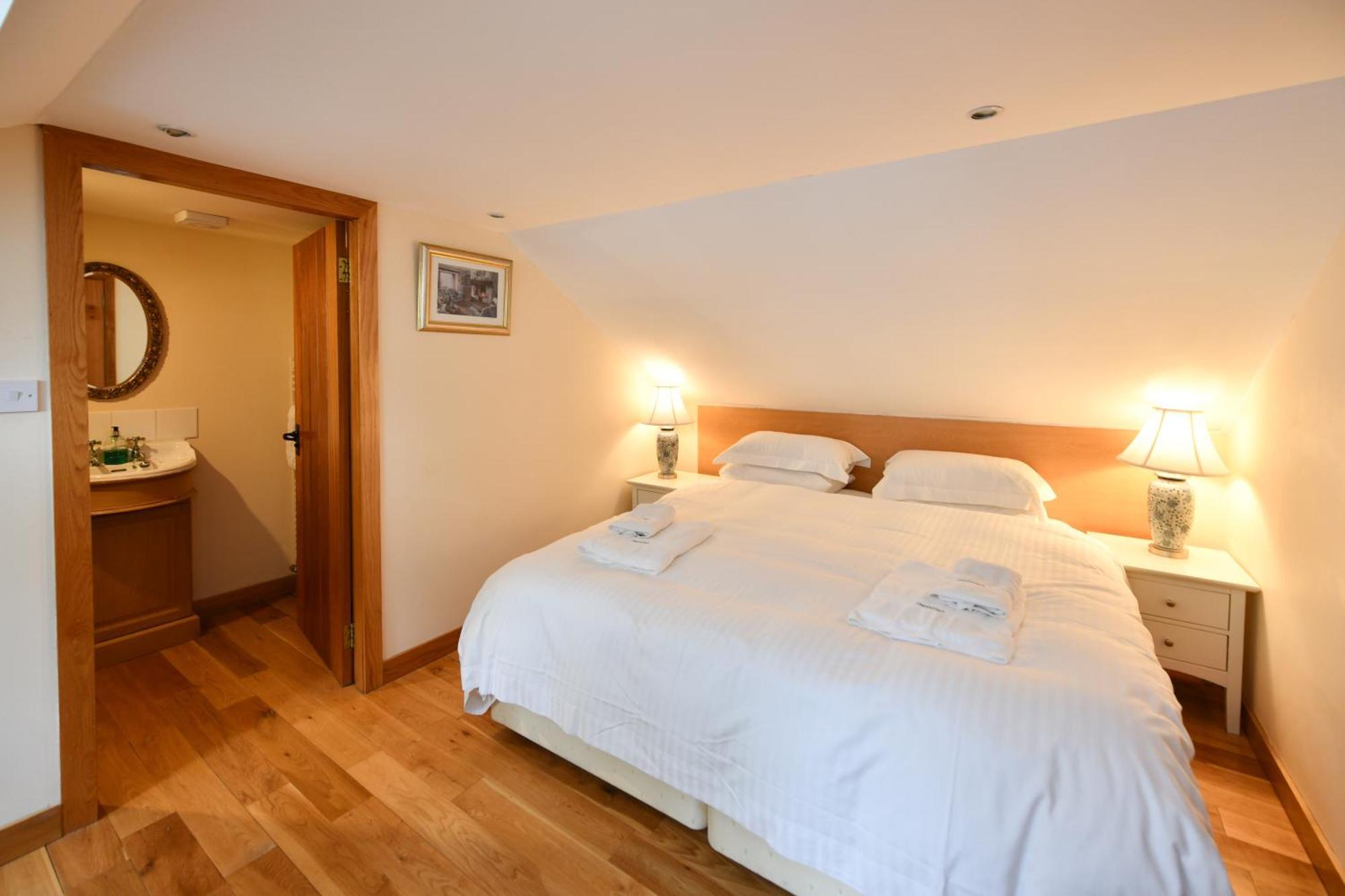 Cloncaird Castle Estate Cottages Maybole Extérieur photo