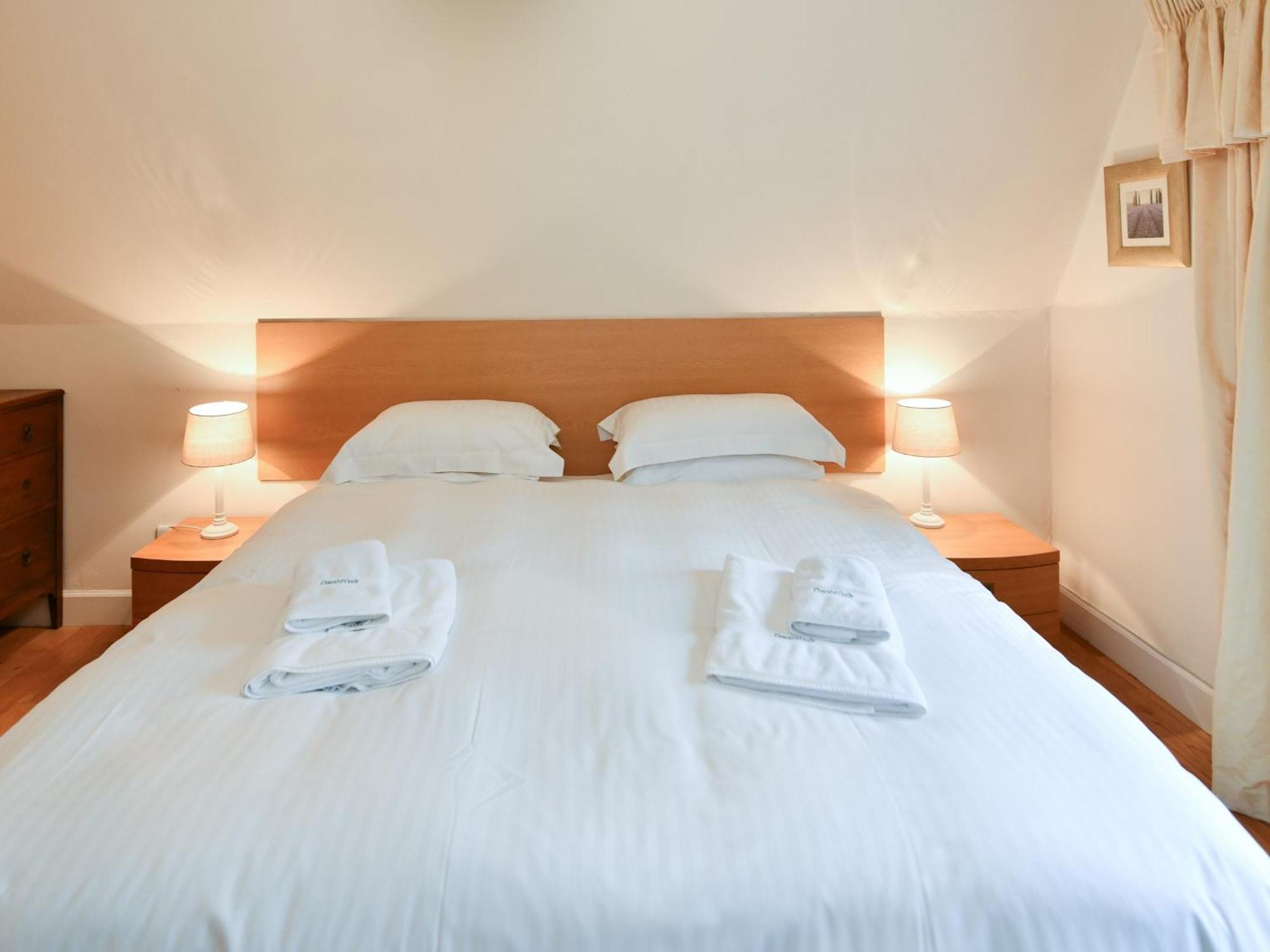 Cloncaird Castle Estate Cottages Maybole Chambre photo