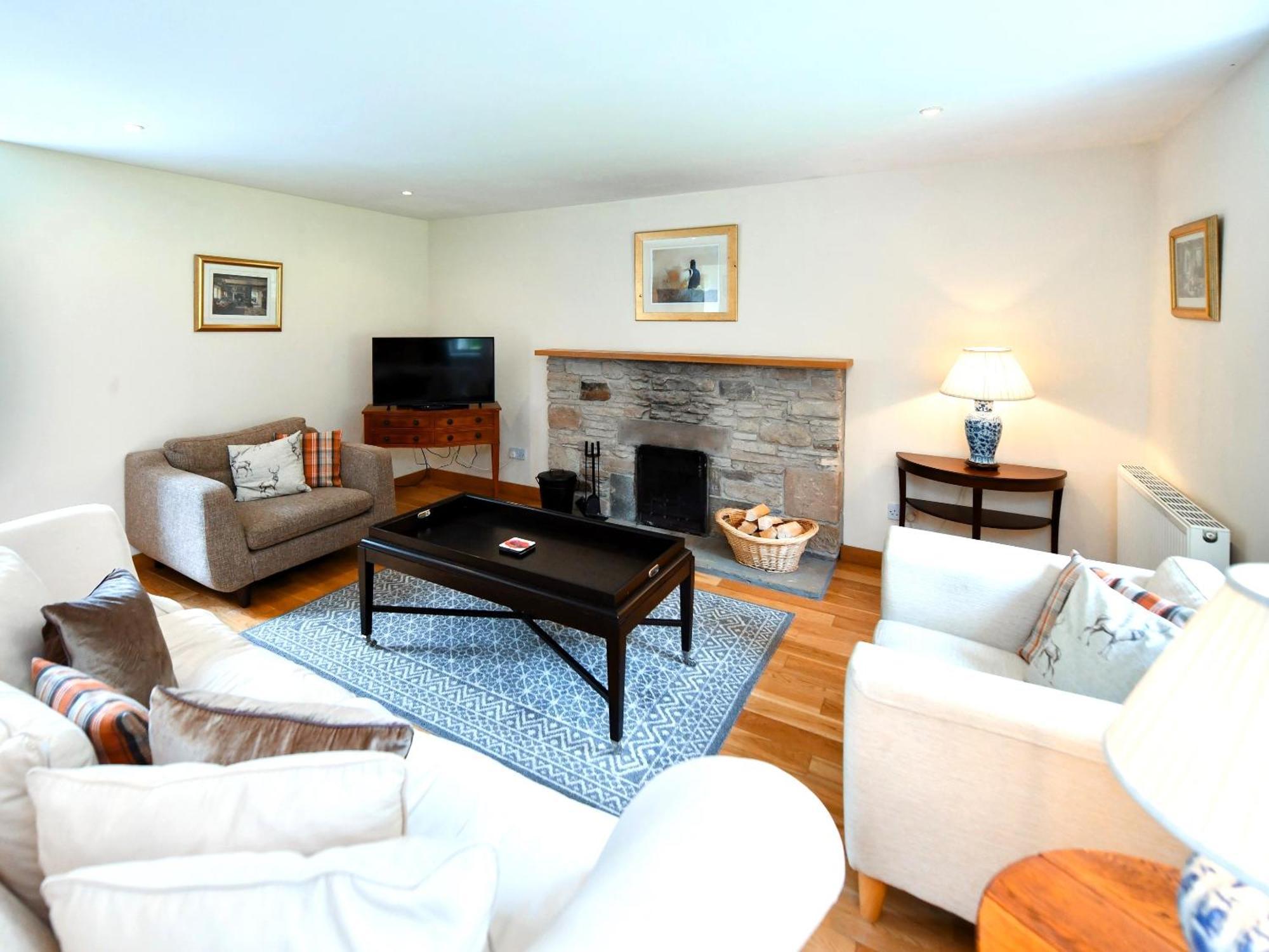 Cloncaird Castle Estate Cottages Maybole Chambre photo