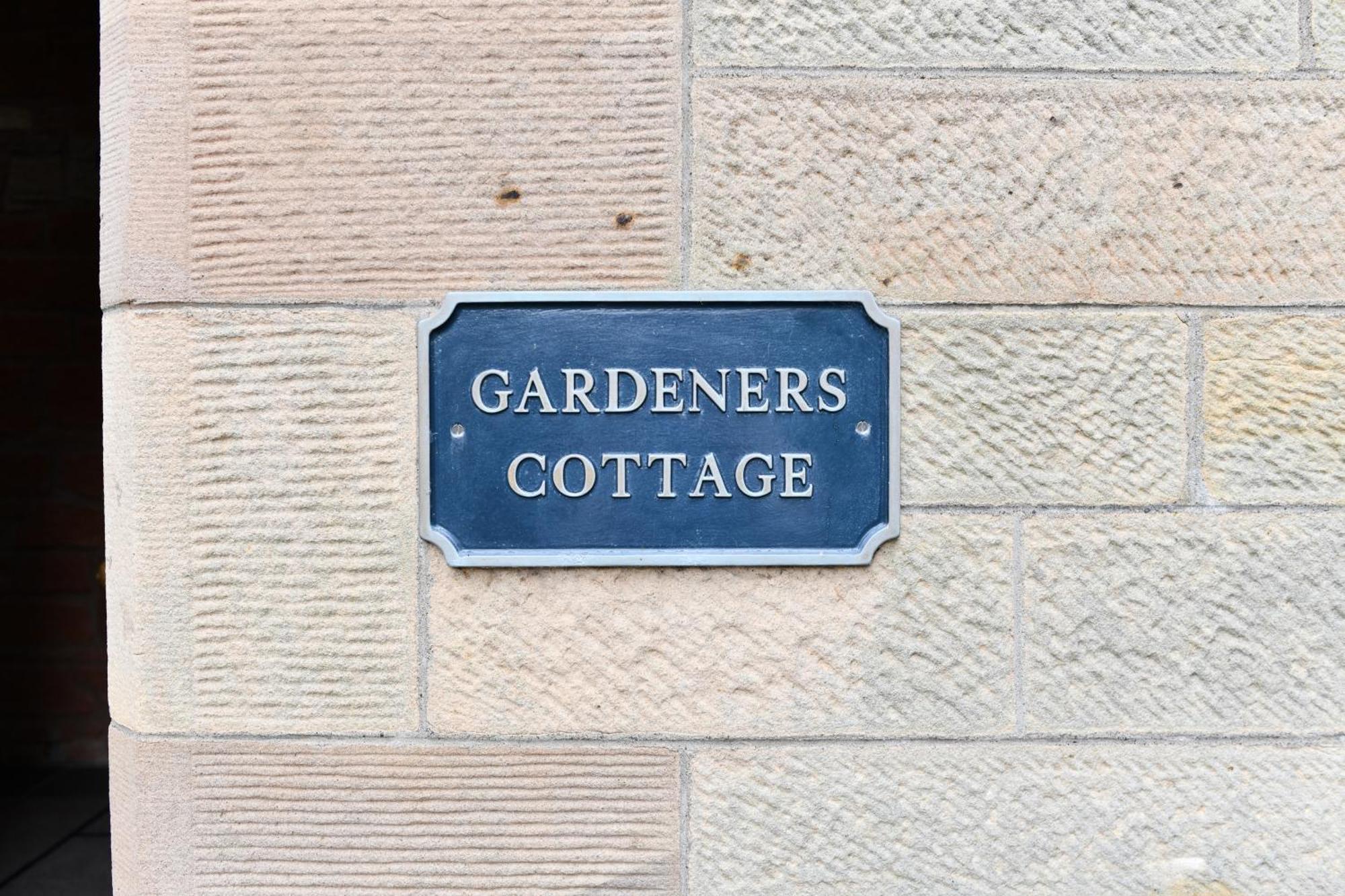 Cloncaird Castle Estate Cottages Maybole Extérieur photo