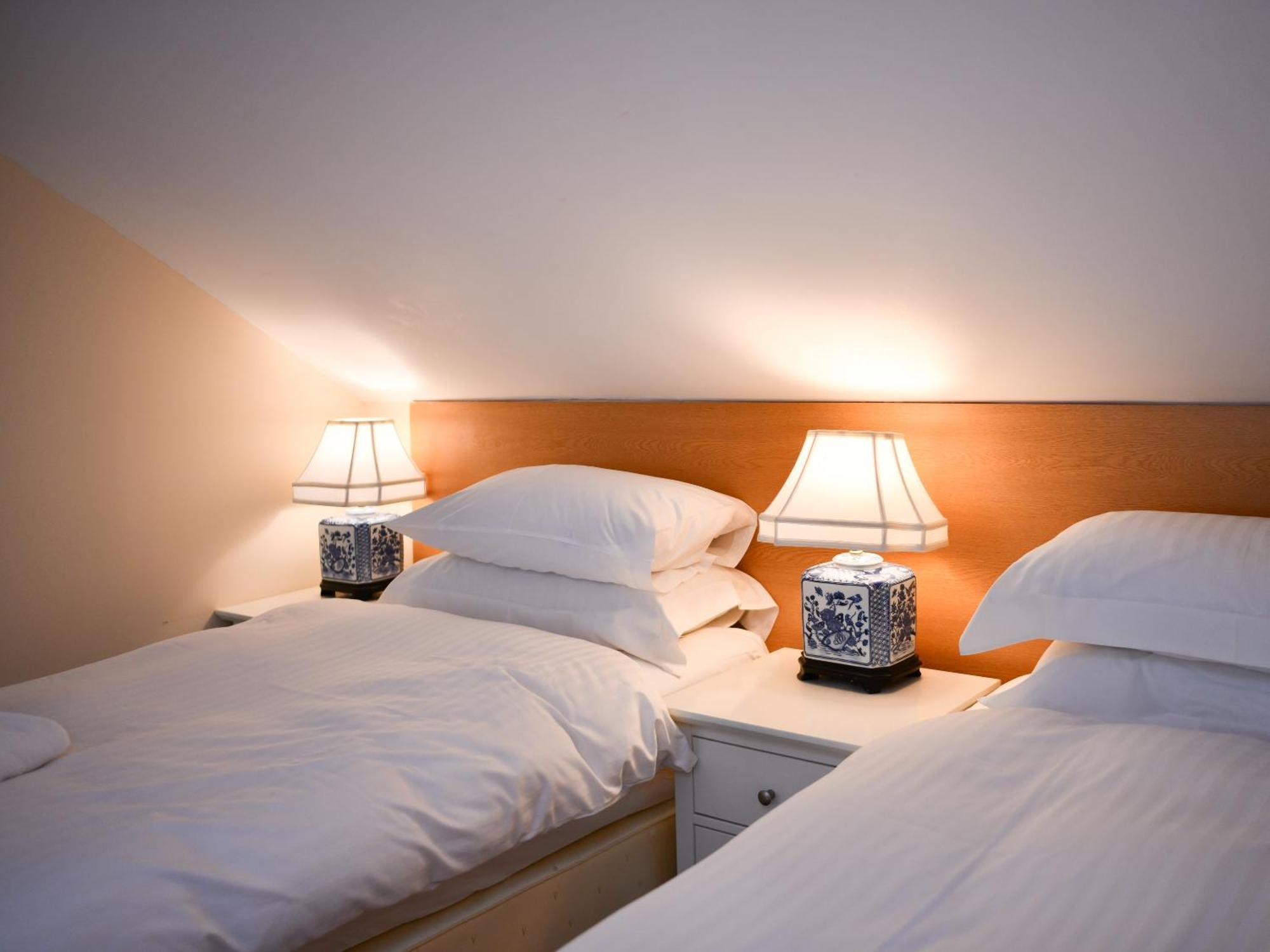 Cloncaird Castle Estate Cottages Maybole Chambre photo