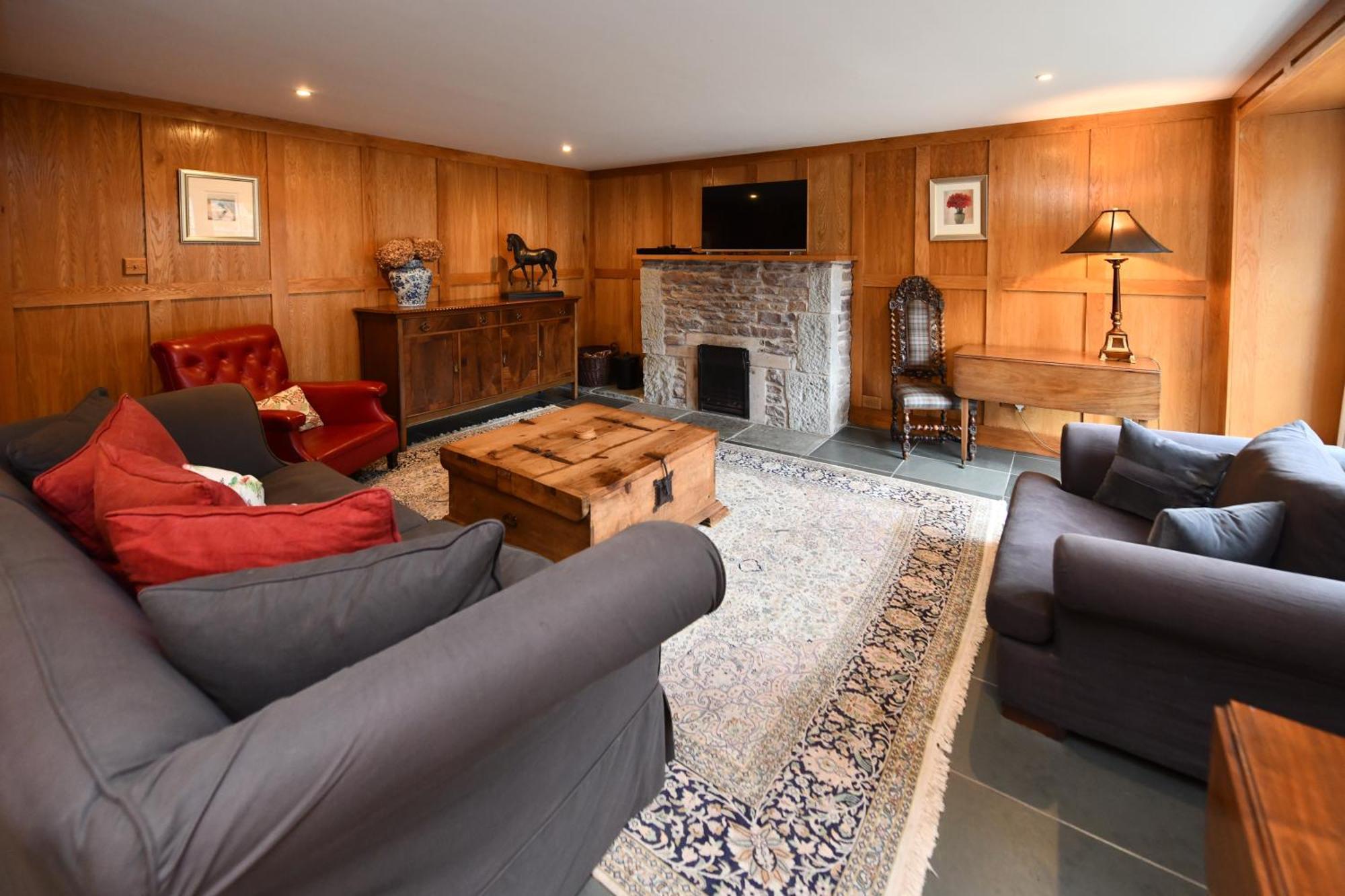 Cloncaird Castle Estate Cottages Maybole Extérieur photo