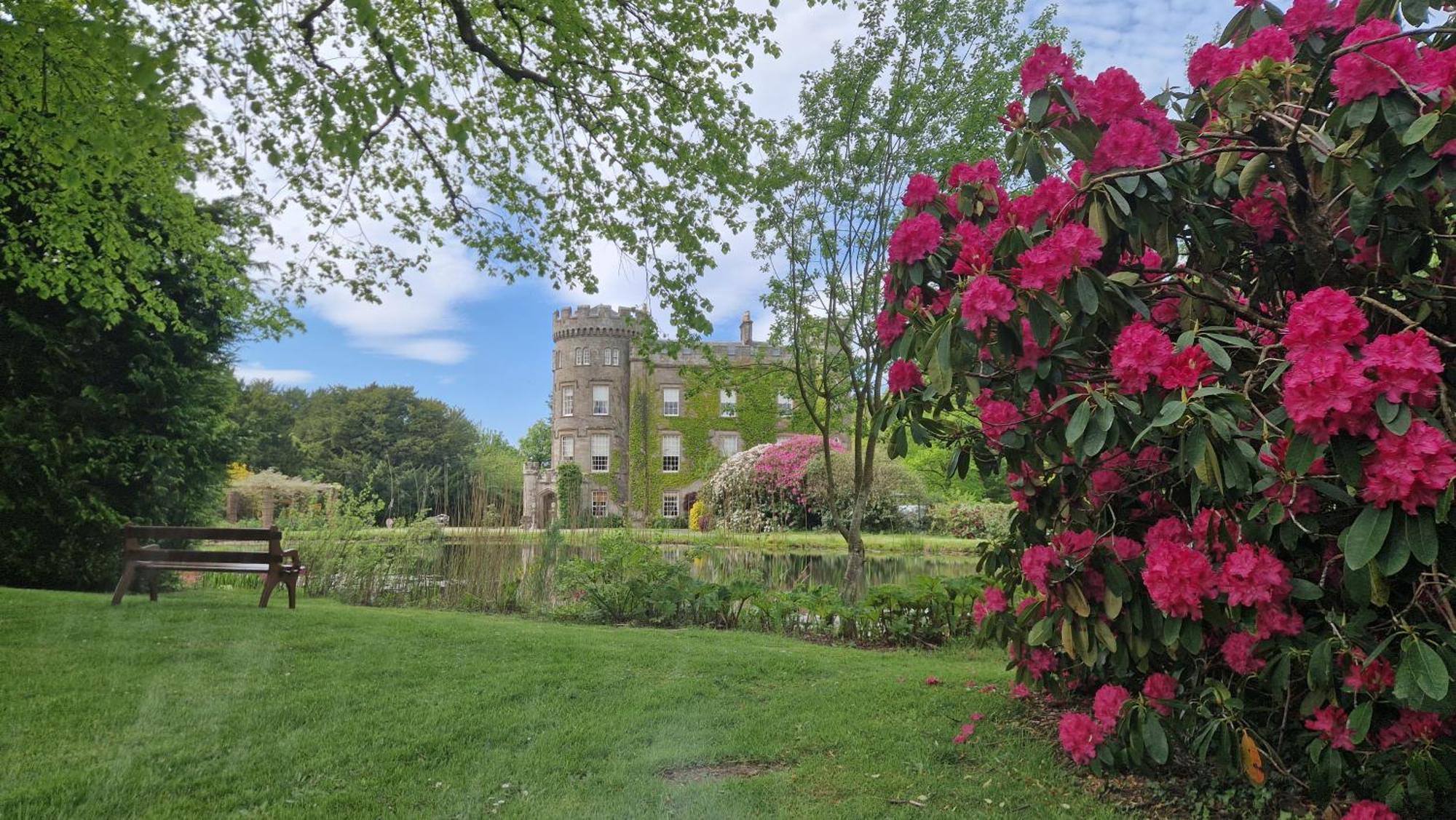 Cloncaird Castle Estate Cottages Maybole Extérieur photo