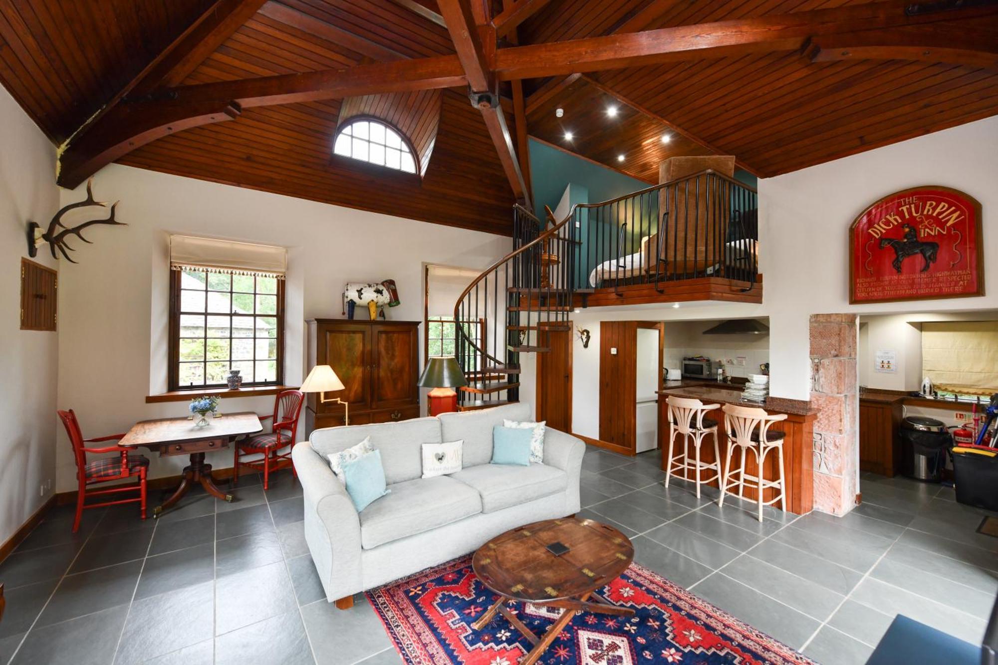 Cloncaird Castle Estate Cottages Maybole Extérieur photo