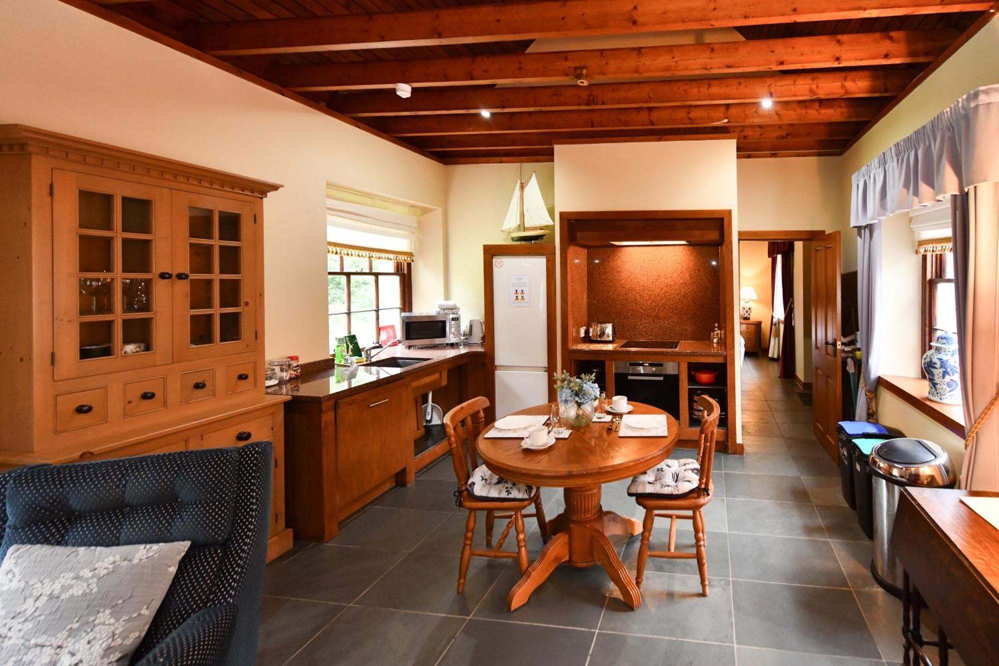 Cloncaird Castle Estate Cottages Maybole Extérieur photo